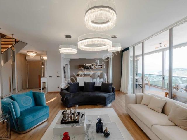 Güzelyalı İkon16 Deniz Manzaralı Full Eşyalı Dubleks Daire