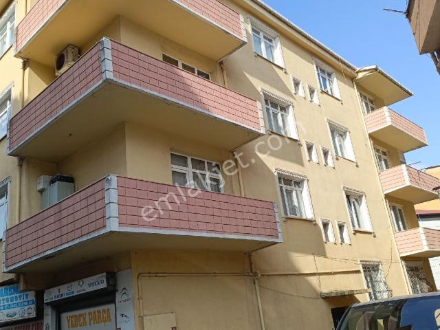 Güzelyalı Mahallesi Merkezde Kiralık 3+1 Arakat Daire