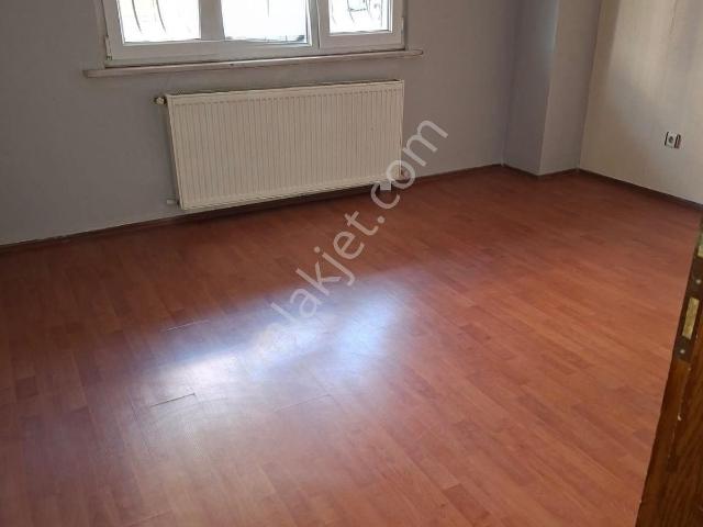Güzelyalı Mah'de 2+1 Geniş Satılık Daire