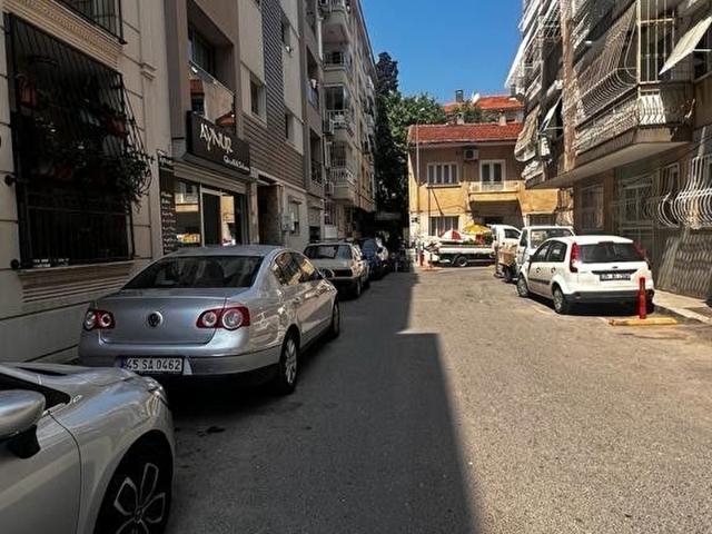 GÜZELYALI 60 SOK'TA YENİ BİNA DUBLEKS TERASLI 3+1 SATILK DAİRE