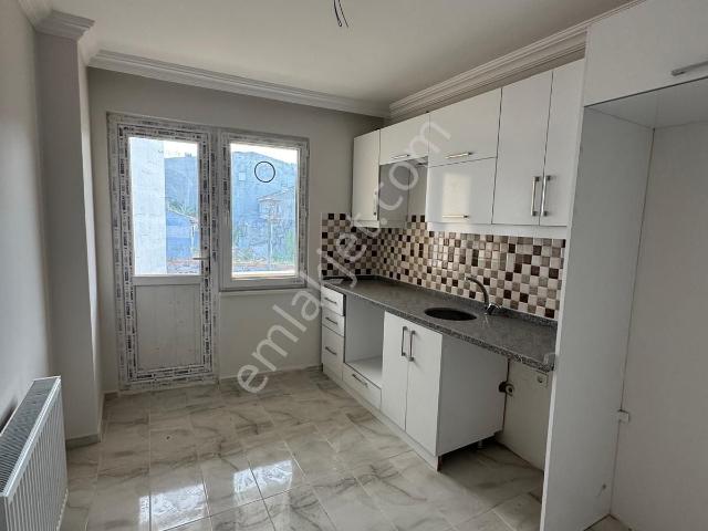 güzey Gayrimenkul Den tekirdağ Çorlu Cemaliye Mah. De 2+1 Acil Satılık Daire