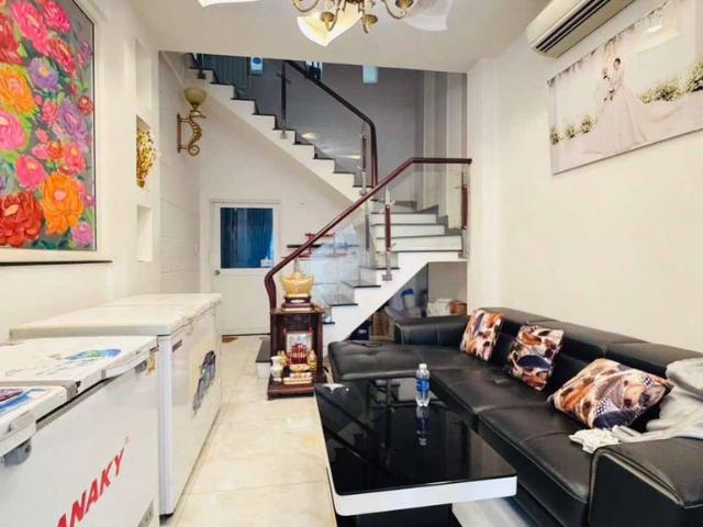 [H2620*] Nhà đẹp ô tô ngủ trong nhà sát Phạm Văn Đồng giá sập hầm 12. X tỷ