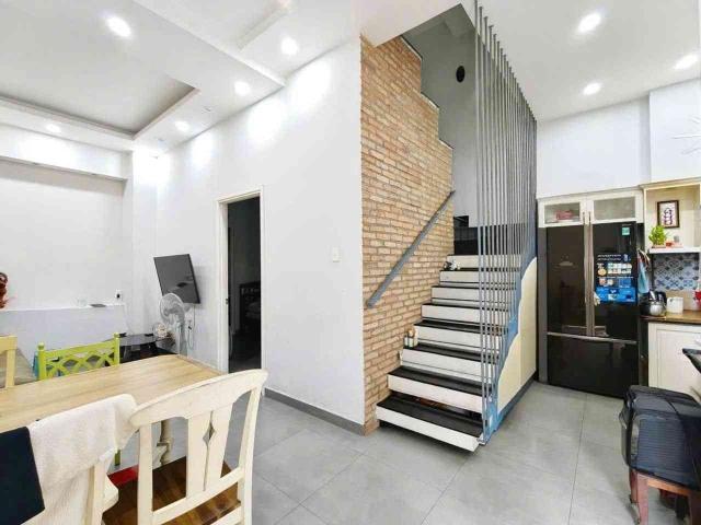 [H2632*] cơ hội hiếm: nhà 3 tầng lê quang định sát phạm văn đồng nở hậu 6.5m, giá 5. X TỶ