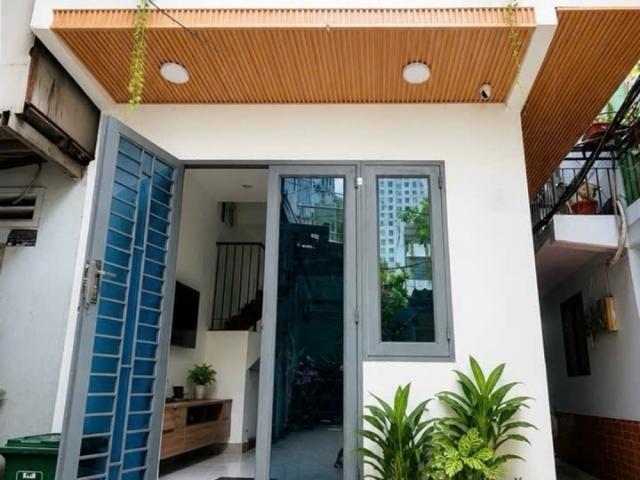 H2786* Lô góc sát Landmark 81 nhà mới ở ngay 4. X tỷ