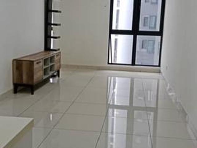 H2O Residences Ara Damansara 3R2B Partly Furnished Perfect Condition