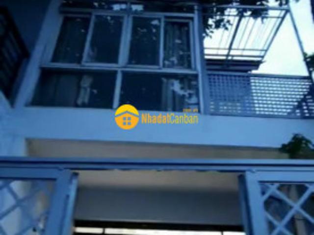 Hẻm 1 sẹc, lý thường kiệt, 4.5 x 14m, 3 pn, 6.4 tỷ, tân bình