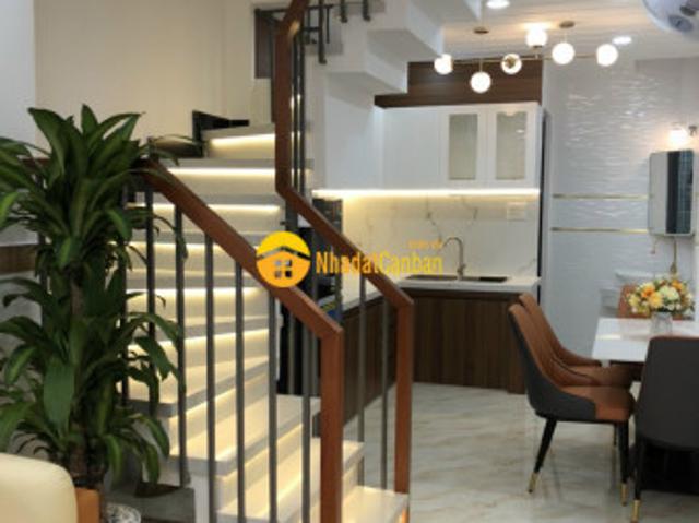 Hẻm 4m, nội thất bình thạnh, 3.3 x 11.5m, 2 lầu btct, bạch đằng, 37m², giá 6.4 tỷ, lh 0962740
