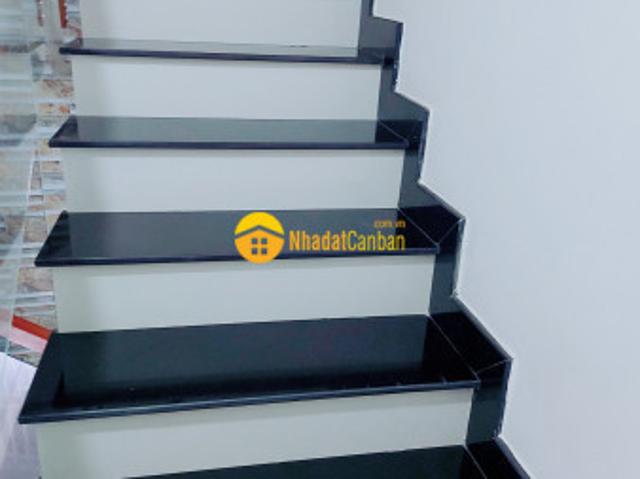 Hẻm 6,5m, thủ đức nhà 5 x 15m 4 tầng sổ vuông vức giá chỉ nhỉnh 3 tỷ tl 0902732