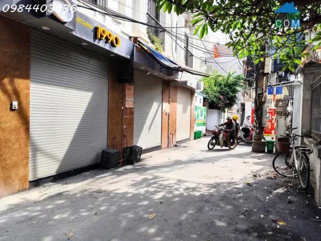 Hơn 2 Tỷ Bán Nhà Phố La Phù, Hoài Đức: 30M2 X 3 Tầng, 3 Ngủ, Sổ Riêng, Ở Ngay