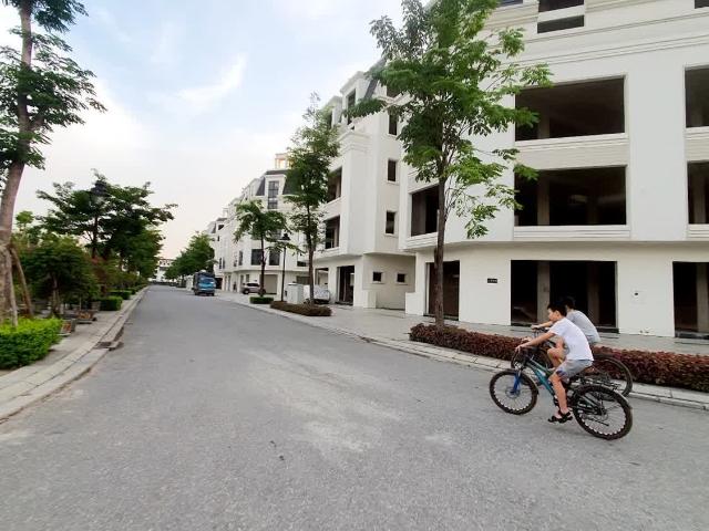 H Nhà YÊn Vĩnh 30m2, Sở hữu ngõ riêng, nông, thẳng tắp, sát vách khu đô thị Hinode