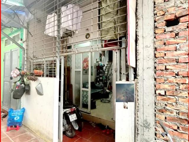H Nhà Kim Chung Hoài Đức, 37m2, 2 mặt thoáng, sát sân chơi, nhà văn hóa, chợ thực phẩm 3 tỷ hơn