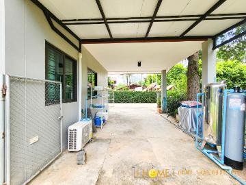 ให้เช่าบ้านเดี่ยวชั้นเดียวติดแม่น้ำ มี 1 ห้องนอน 1 ห้องน้ำ 1 ห้องครัว จอดรถได้ 1 คัน