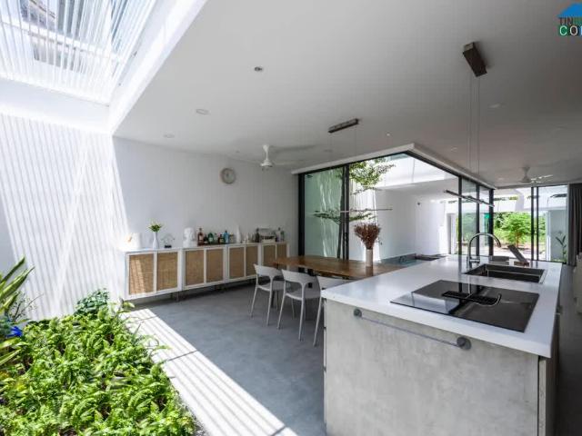 Hạ giá nhà mặt tiền Đặng Văn Ngữ, P. 14, Phú Nhuận, 31m2, 3 tầng, còn 10.5 tỷ