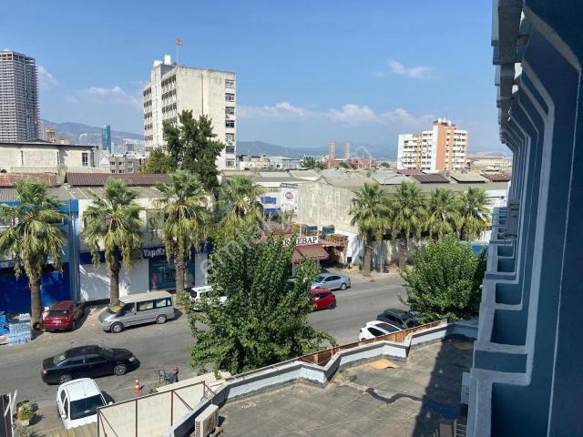 Hırdavatçılar İş Merkezi'nde Kiralık 20m² Ofis