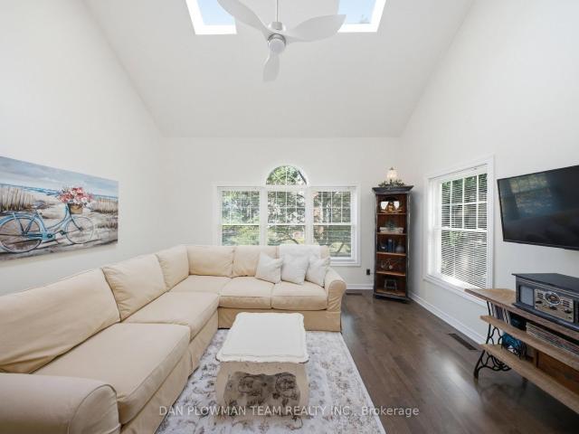H 14 1661 Nash Road, Courtice | 1Beds/1Bath, Condo, $374,999 | Condos. Ca