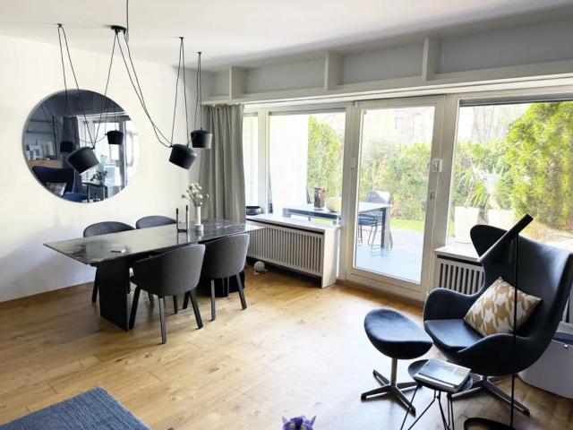 Hcohwertig möblierte EG Gartenwohnung mit zwei Zimmern sowie EBK in Hamburg