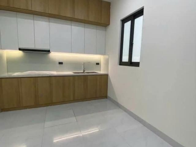 Hà Trì Hà Đông Gia Đình Cần Bán Nhà DT 34M2 TK 6 Tầng. Giá 5ty900 Có Thương Lượng