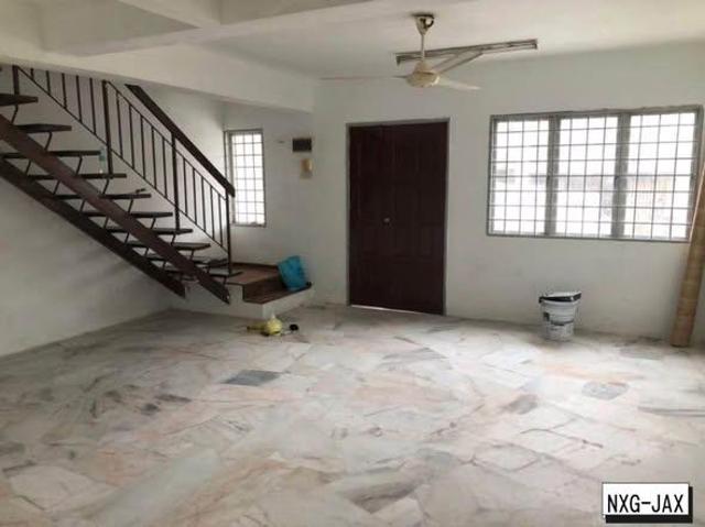 Hamzah Alang Kapar 2 Storey House Kitchen Extended Freehold for Sale