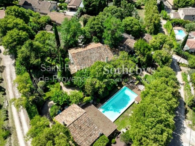 Hameau du XVIIIème à Saint Rémy de Provence