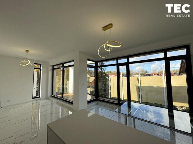 Hamernia 83 m², Kraków