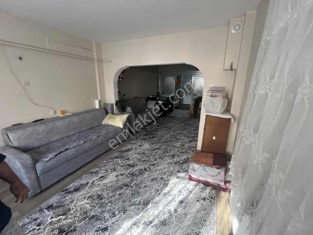 Hamidiye Mahallesi Bahçeli 4+1 Giriş Kat Doğalgazlı