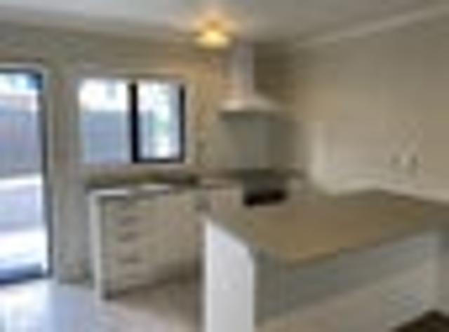 Hamilton East, 1 bedroom, $420 pw