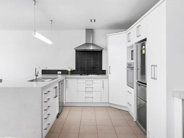 hamilton east, 1 bedroom