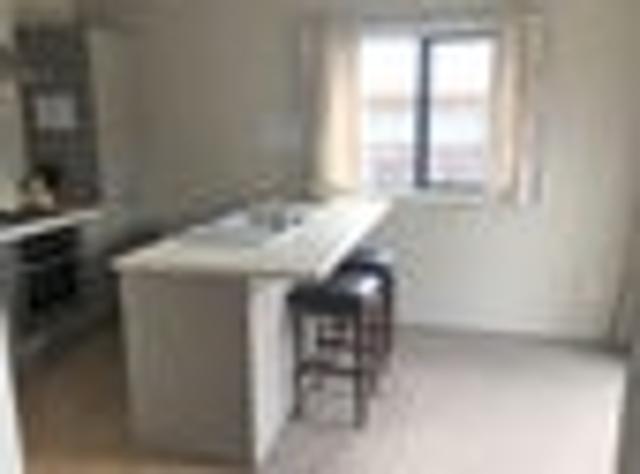 Hamilton East, 1 bedroom, $245 pw
