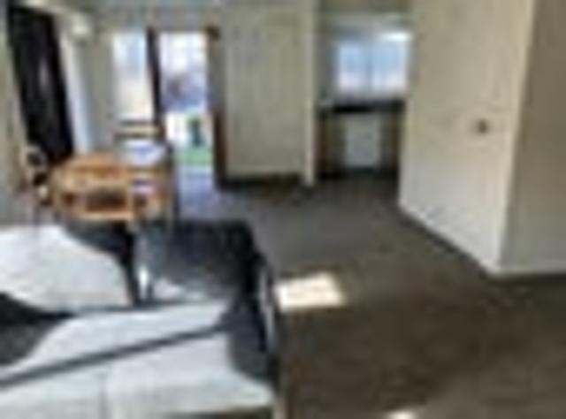 Hamilton East, 1 bedroom, $260 pw