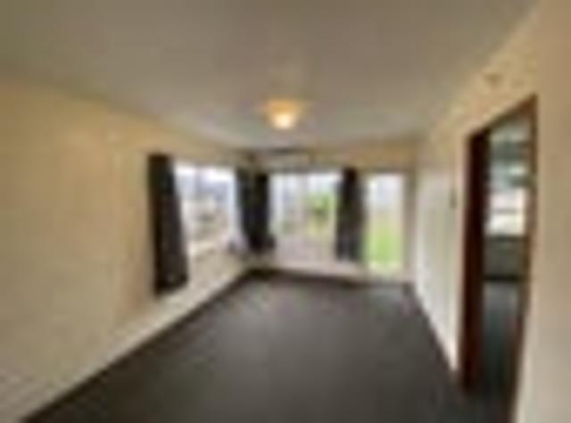 Hamilton East, 1 bedroom, $340 pw