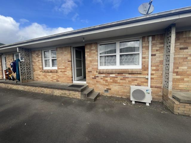 hamilton east, 2 bedrooms