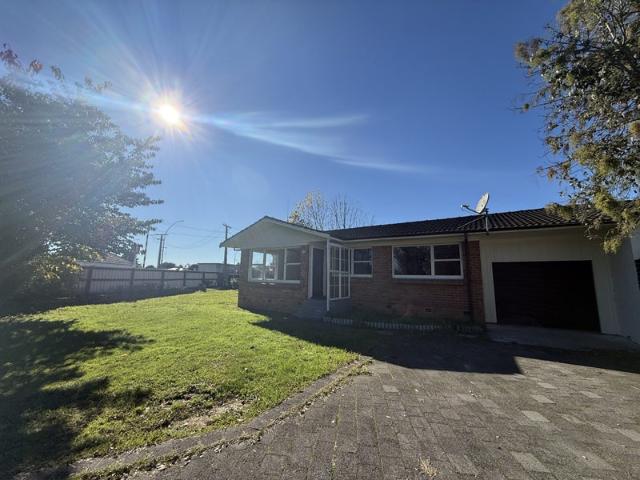 hamilton east, 2 bedrooms