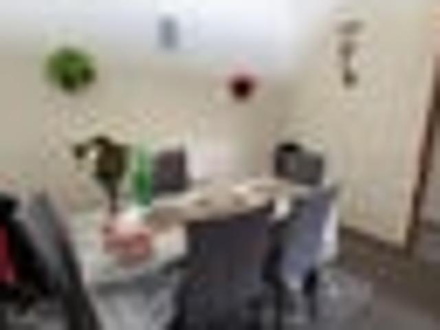 Hamilton East, 2 bedrooms, $400 pw