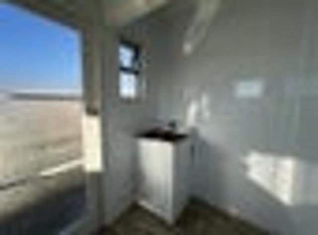 Hamilton East, 2 bedrooms, $460 pw