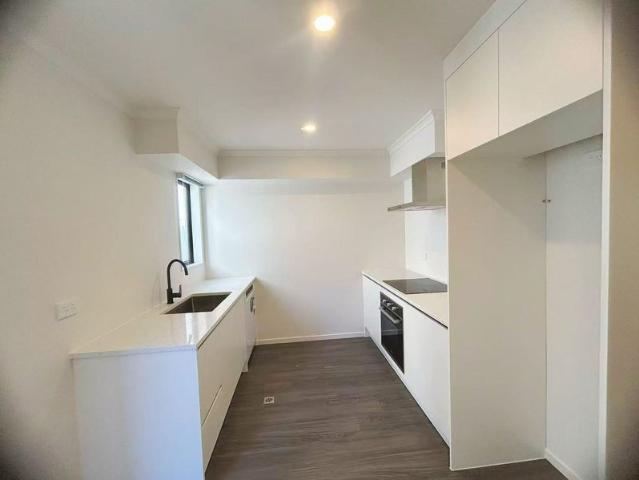 hamilton east, 2 bedrooms