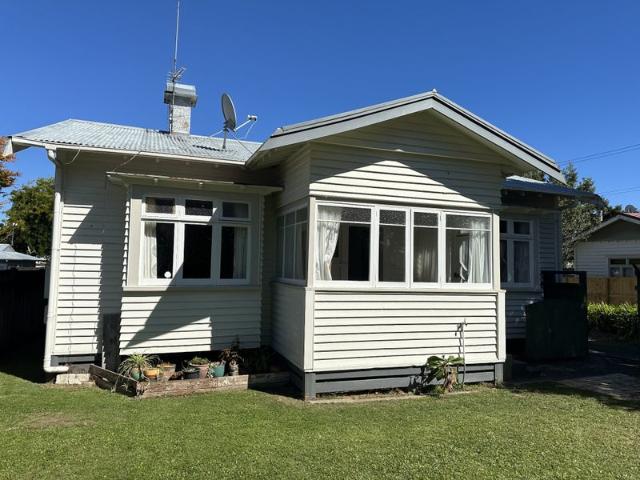 hamilton east, 3 bedrooms