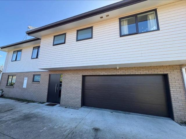 hamilton east, 4 bedrooms