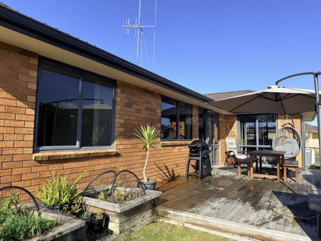 hamilton east, 4 bedrooms