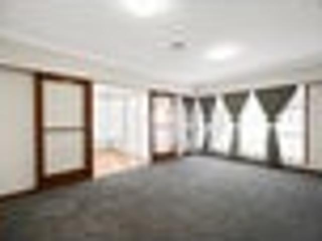Hamilton East, 5 bedrooms, $795 pw