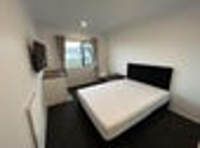Hamilton Lake, 1 bedroom, $300 pw