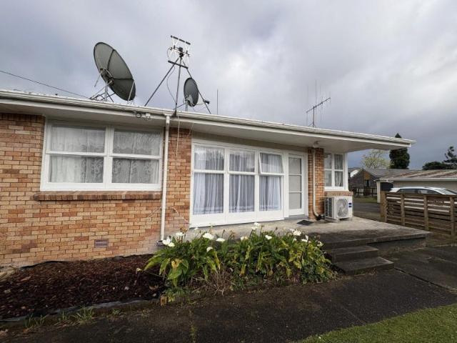 hamilton lake, 2 bedrooms