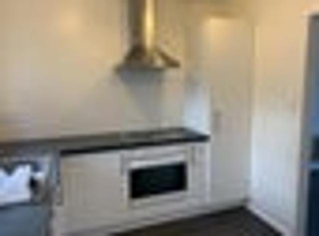 Hamilton Lake, 2 bedrooms, $460 pw