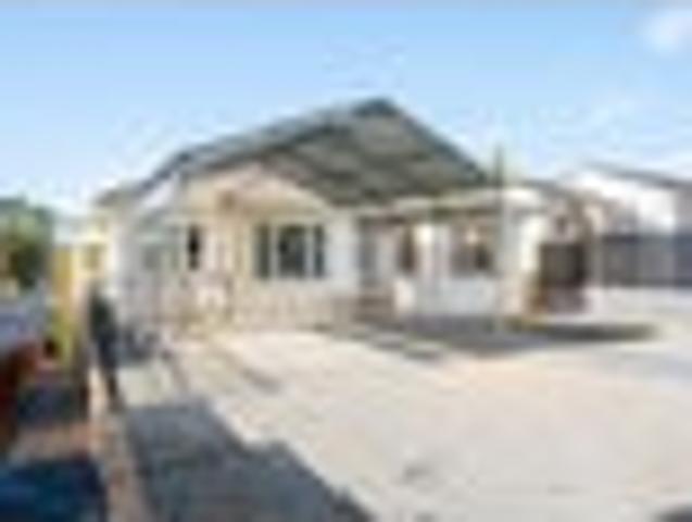Hamilton Lake, 2 bedrooms, $690 pw