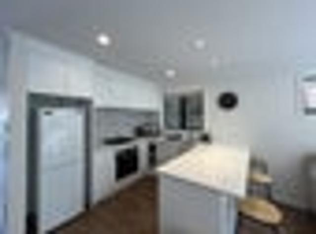 Hamilton Lake, 3 bedrooms, $730 pw