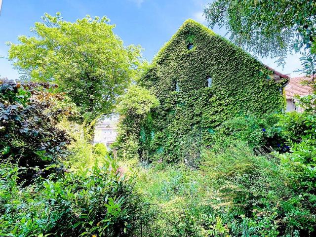 Hamm Mitte Sanierungsbedürftiges freistehendes Einfamilienhaus mit Garten und Garage