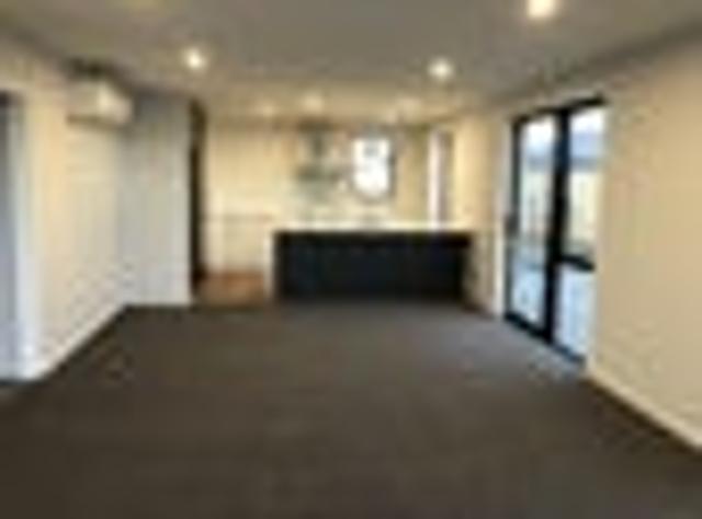 Hampstead, 4 bedrooms, $600 pw