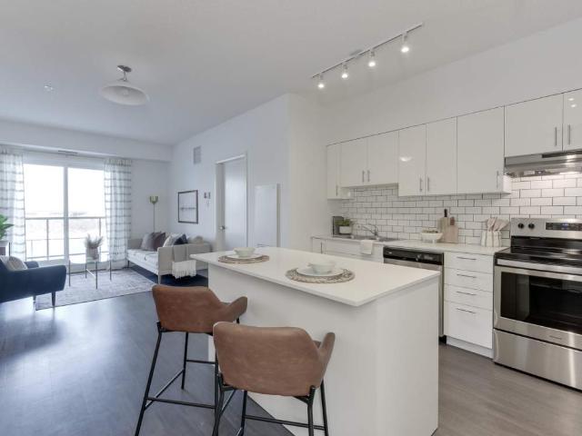 Hampton Gardens 2 Bed 2 Bath Plan B6 Wrap around Balcony [object Promise] for Rent