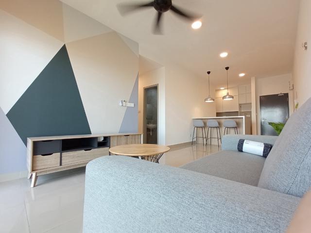 Hamstead condo cheras bandar tasik selatan LRT BALCONYFULL FURNISH