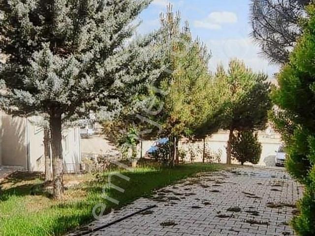 Han Emlaktan Haksen Toki 3+1 Yapılı Arakat Daire