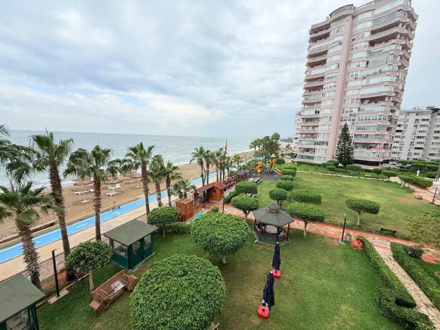 Han Emlak'tan Liparis 1 De Deniz Manzaralı Kiralık 5+1 Daire